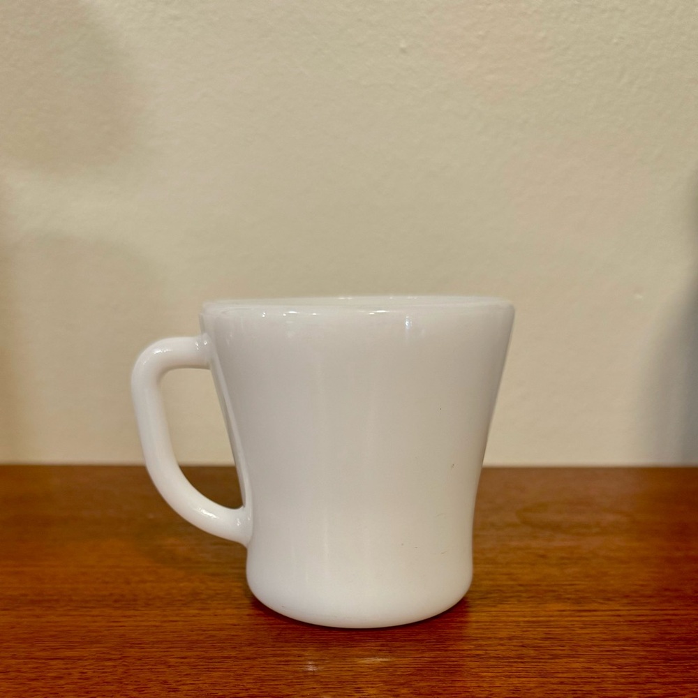 Fire King White Milk Glass coffee tea mug EUC